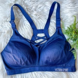 VICTORIA SECRET SPORT INCREDIBLE Navy Blue 36C Ladder Back WIREFREE ATHLETIC BRA